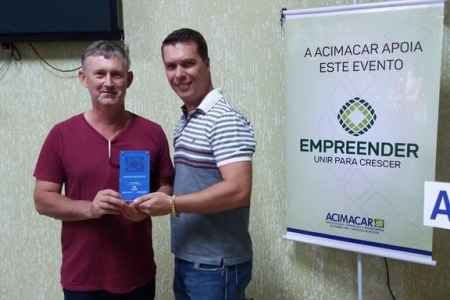 Moveleiros, Ercio Theobeld